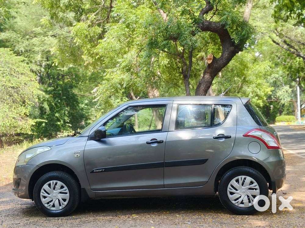 Maruti Suzuki Swift Lxi, 2012, Petrol