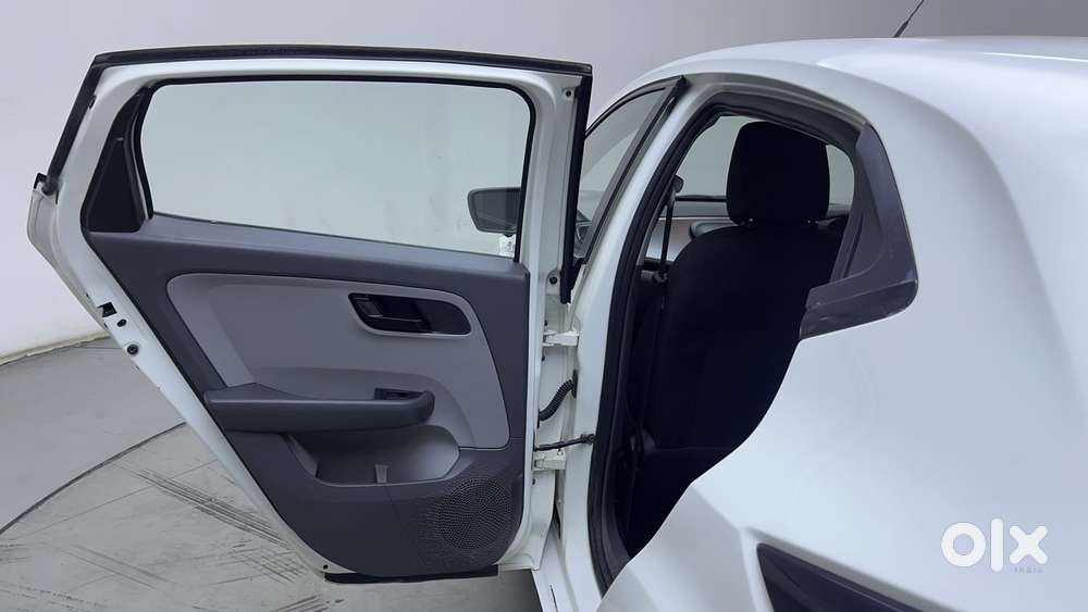 Tata Altroz 1.2 Xt, 2020, Petrol