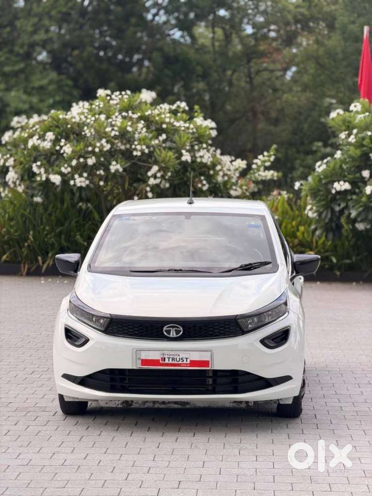 Tata Altroz Xe Petrol, 2021
