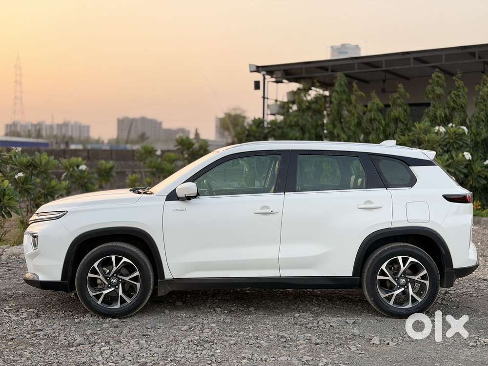 Toyota Urban Cruiser Hyryder 1.5 V Hybrid, 2023, Petrol