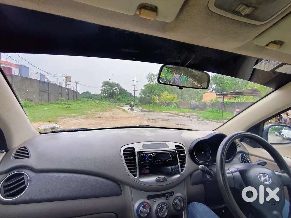 Hyundai I10 2011 Km Driven 145000