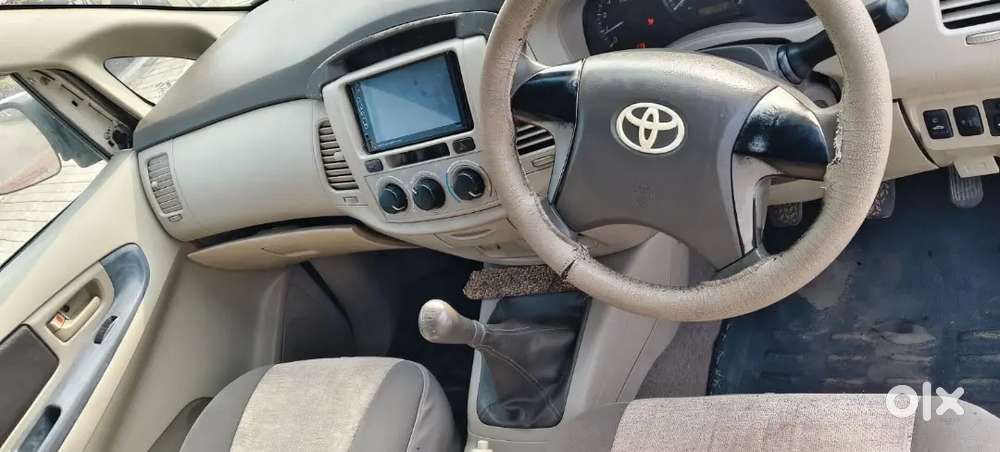 Toyota Innova 2012 Diesel Well Maintained