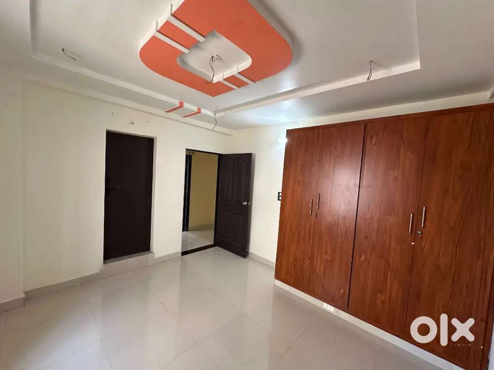 1st Floor,Luxury New 3BHK,SOUTH,1,320 SQFT,55-UDS,Fully Furnished