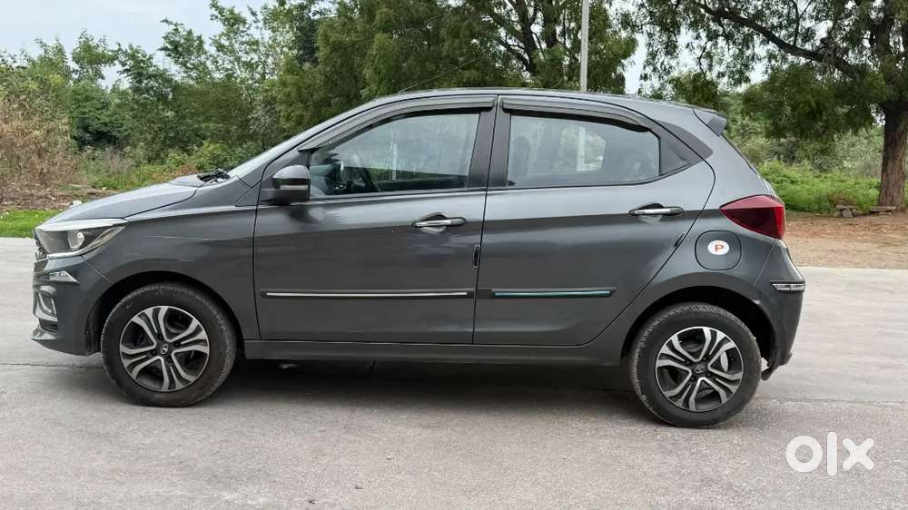 Tata Tiago 1.2 Revotron 2022 Hybrid