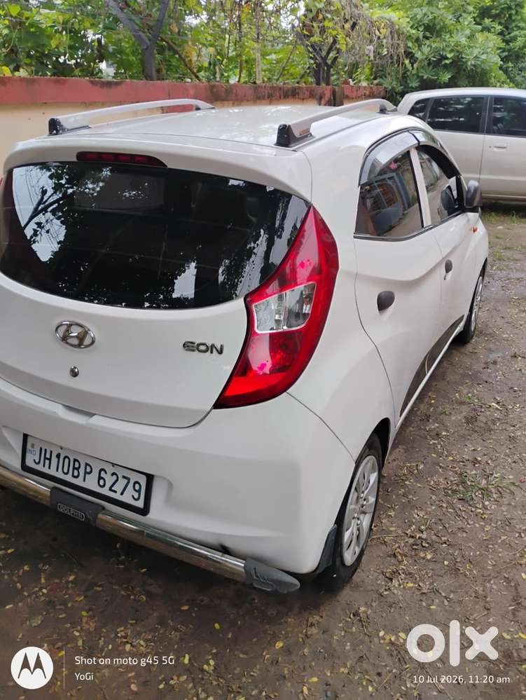 Hyundai Eon Petrol