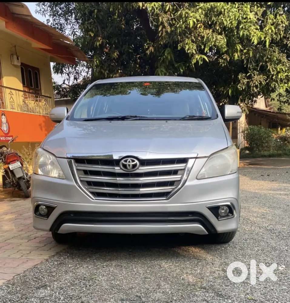 Toyota Innova 2.5 V 2013 Good Condition
