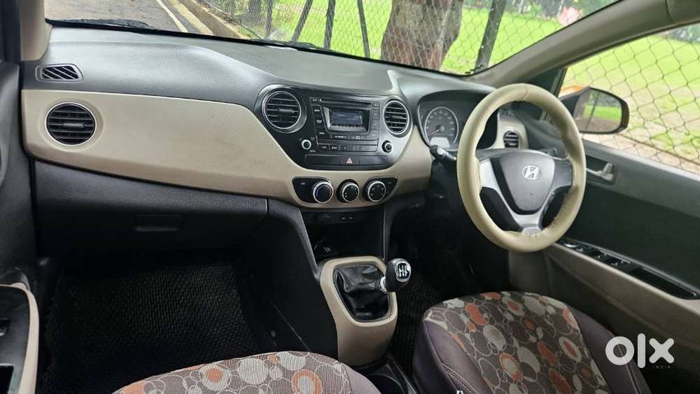 Hyundai Grand I10 Sportz, 2013, Petrol