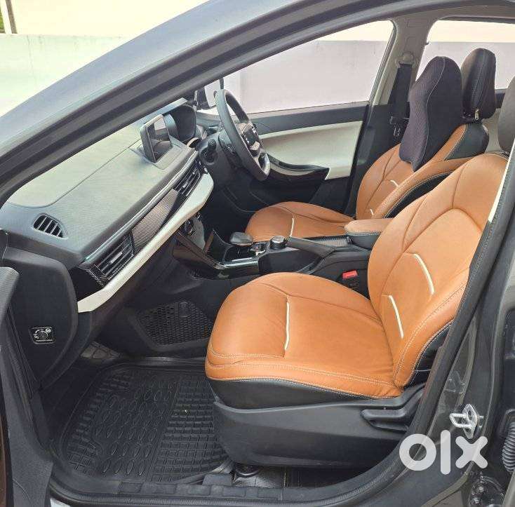 Tata Curvv Pure Plus S 1.2 Revotron Petrol 7dca, 2025, Petrol
