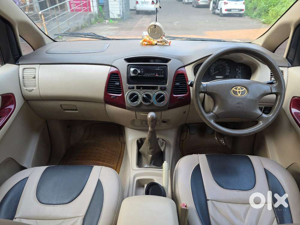 Toyota Innova 2.5 V 7 Str, 2006, Diesel