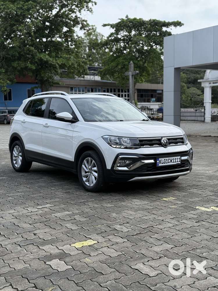 Volkswagen Taigun 1.0 Tsi Highline At, 2022, Petrol