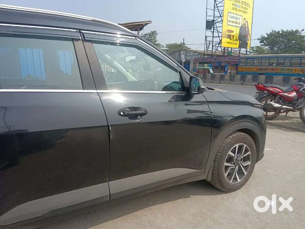 Kia Carens Prestige Optional 1.5 Na Petrol,   Bh Series Number