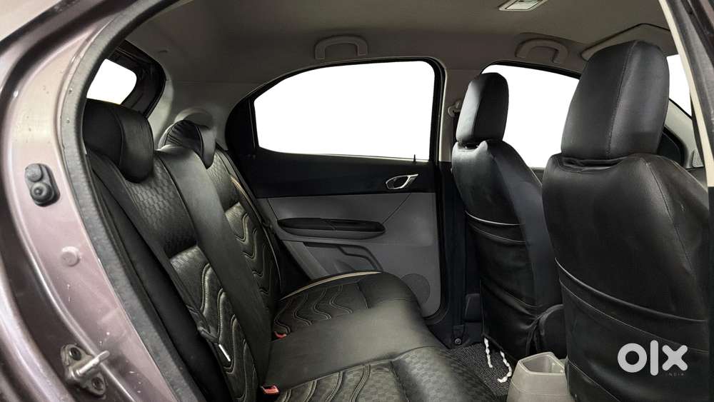 Tata Tiago 1.2 Revotron Xza, 2017, Petrol