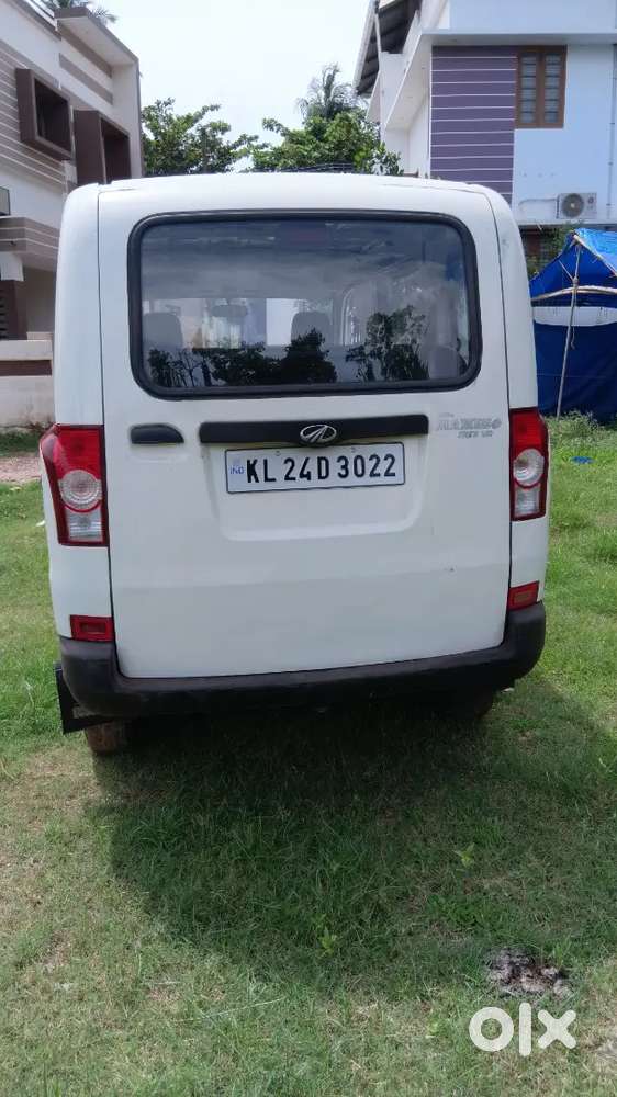 Mahindra Maximo  Minivan 2011 Diesel Good Condition