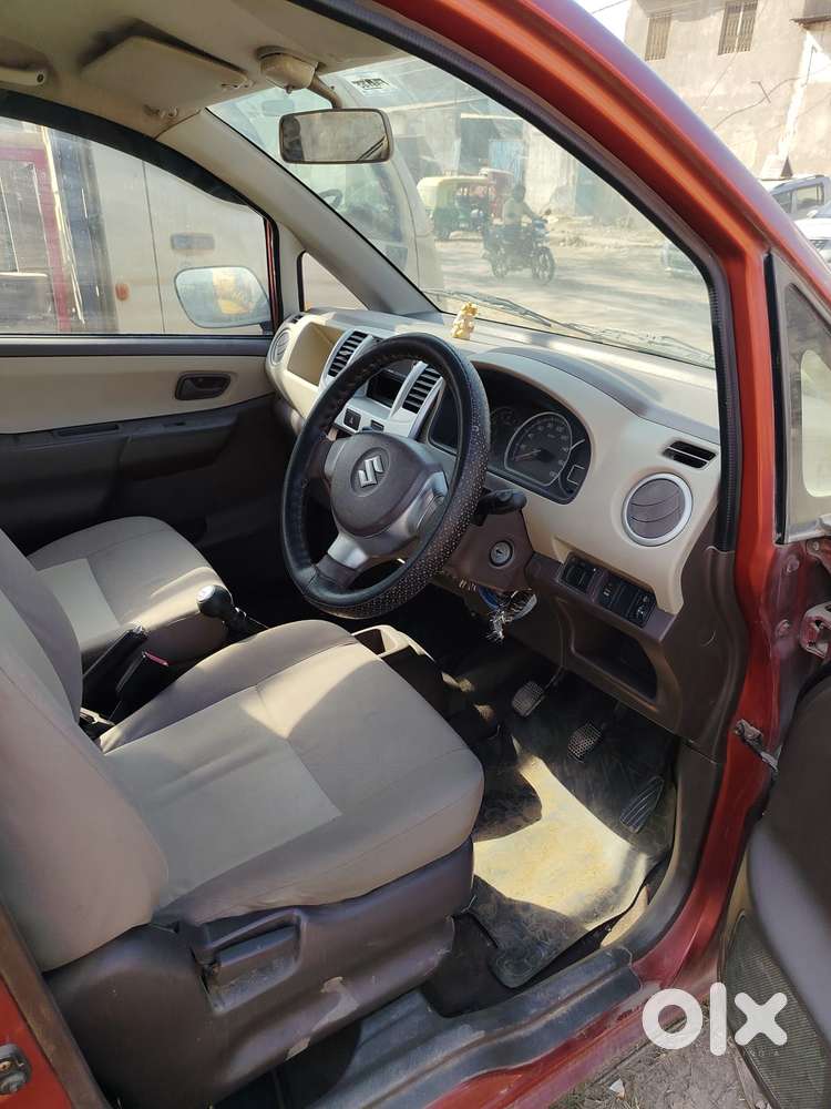 Maruti Suzuki Zen Estilo Vxi Bsiv, 2013, Petrol