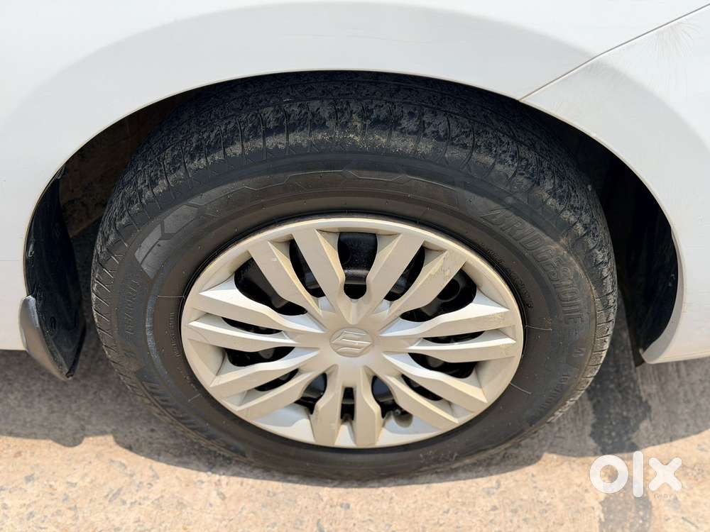 Maruti Suzuki Swift Dzire 1.3 Vxi, 2021, Petrol