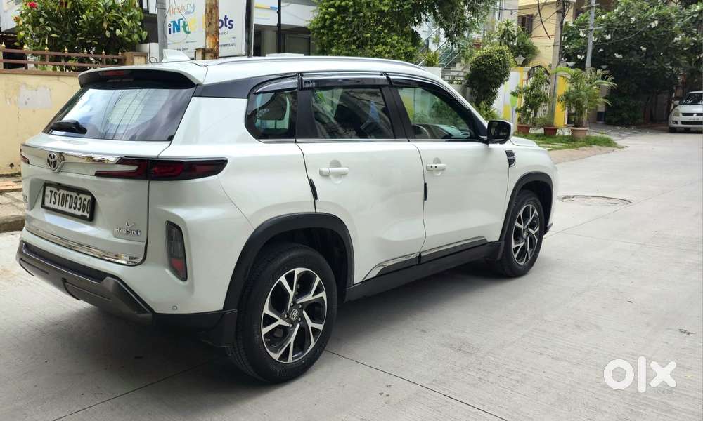 Toyota Urban Cruiser Hyryder 1.5 V Hybrid, 2022, Petrol