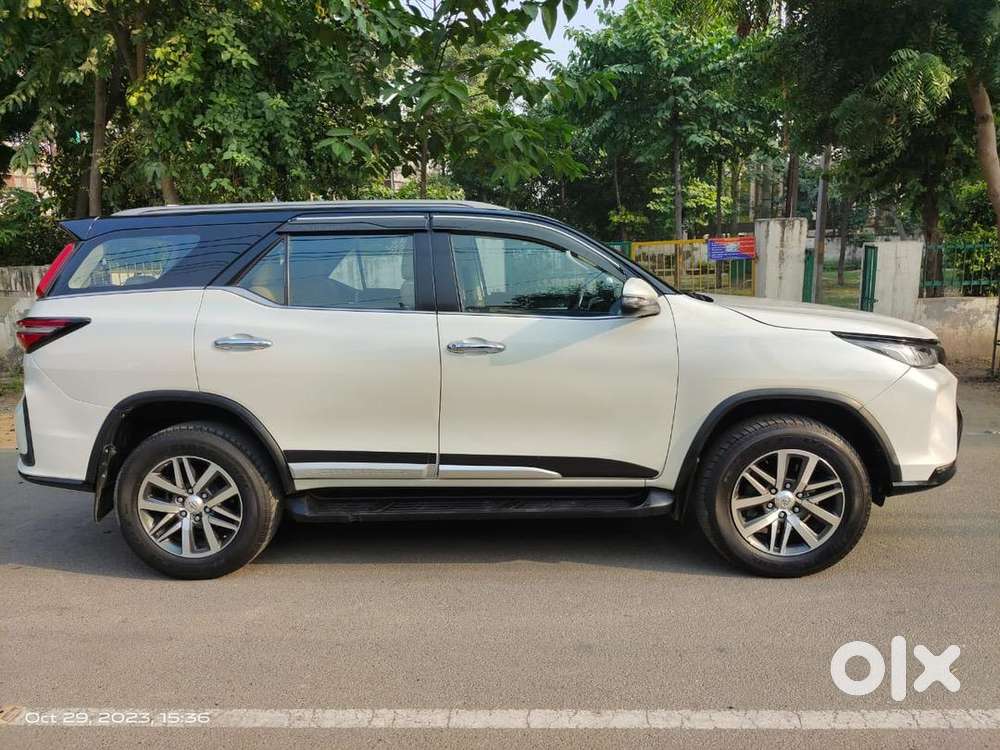 Toyota Fortuner Legender 2019