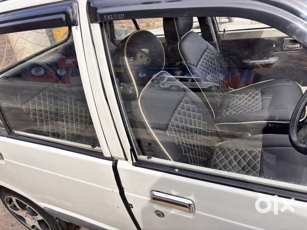 Maruti Suzuki 800 2010