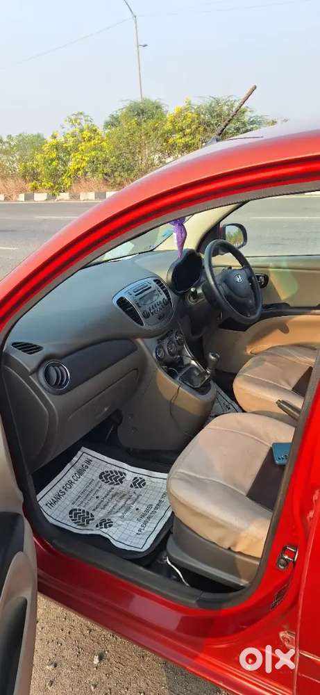 Hyundai I10 2011 Cng & Hybrids 68000 Km Drive