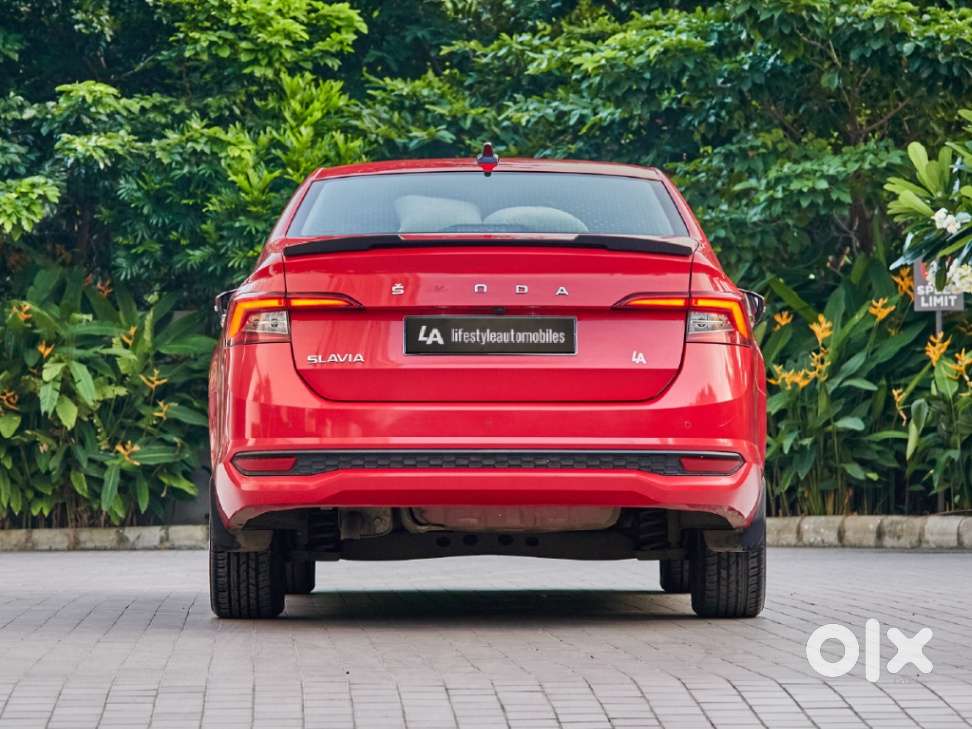 Skoda Slavia Ambition 1.0l Tsi At, 2026, Petrol