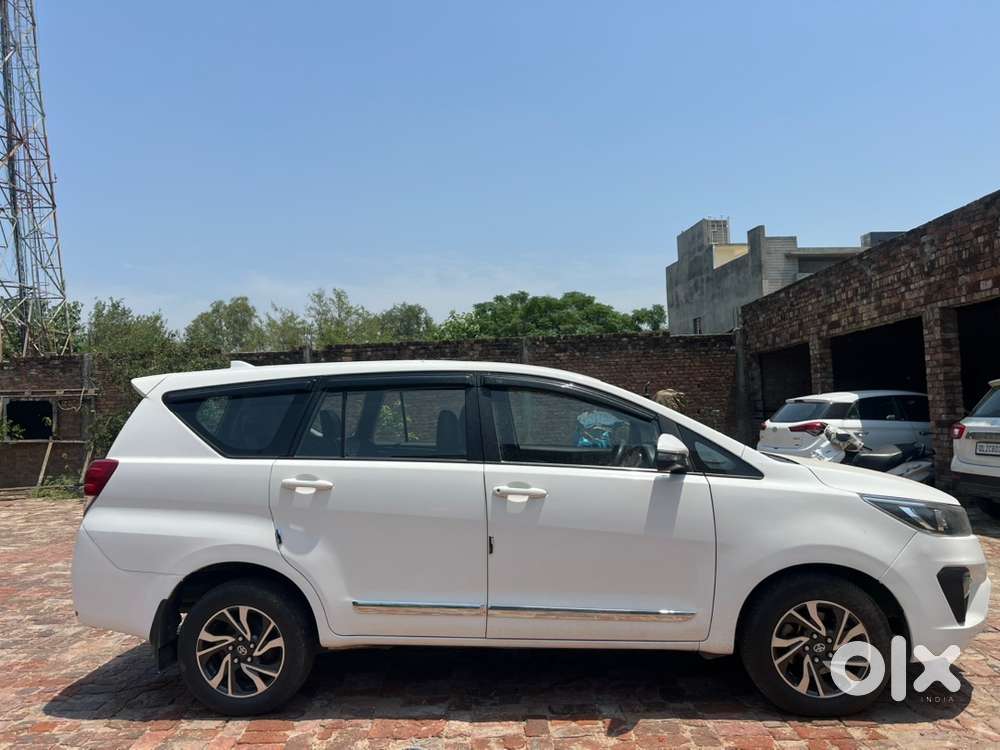 Toyota Innova Crysta 2022 Year