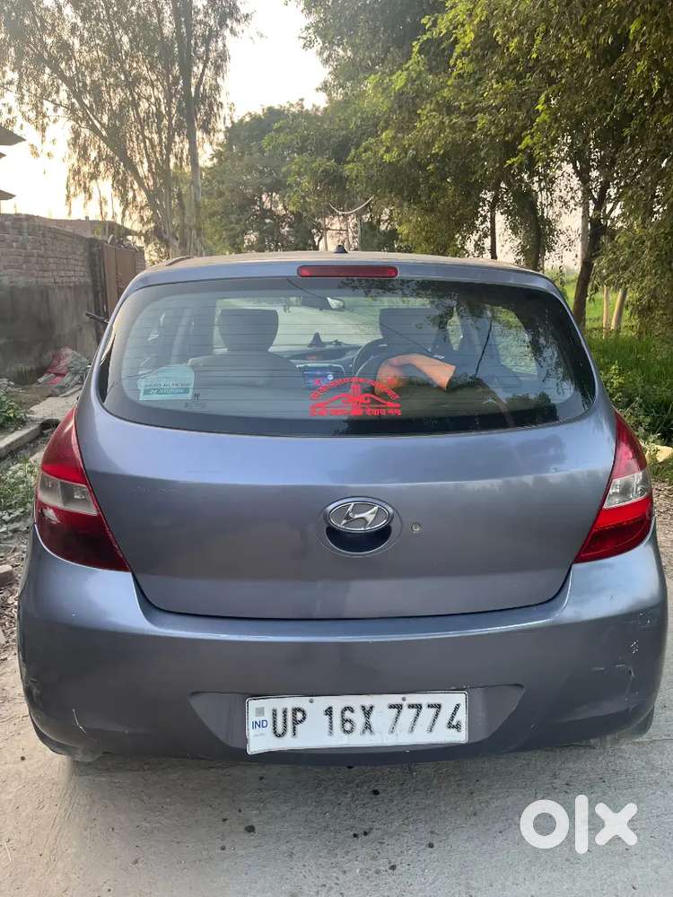 Hyundai I20 2009 Document Valid Upto 1 Sept 2029 Moradabad Transferred
