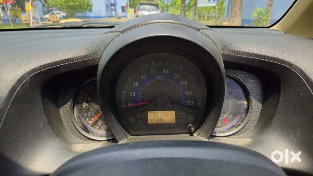 Honda Mobilio V I-vtec, 2014, Diesel