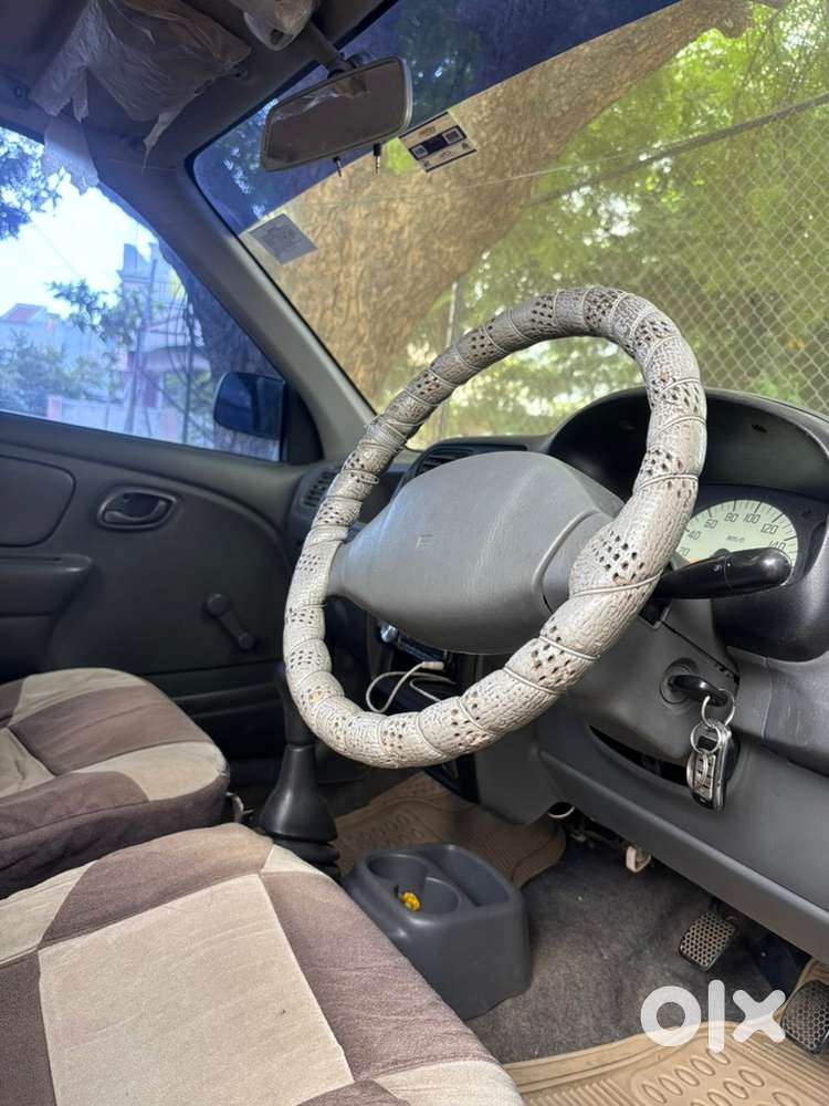Well Maintained And Central Locking