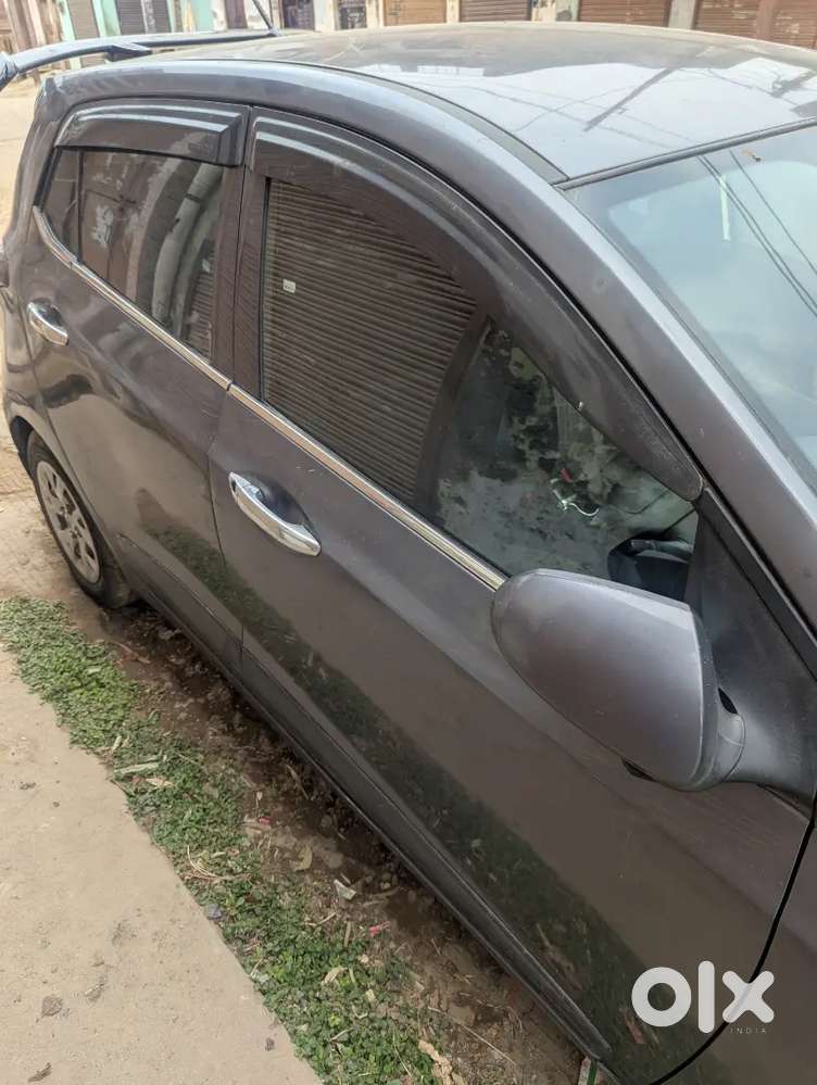 Hyundai Grand I10 2017 Variant Disambar Ki Hai 18 Samjho