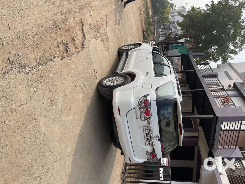 Toyota Fortuner Sportivo 2012