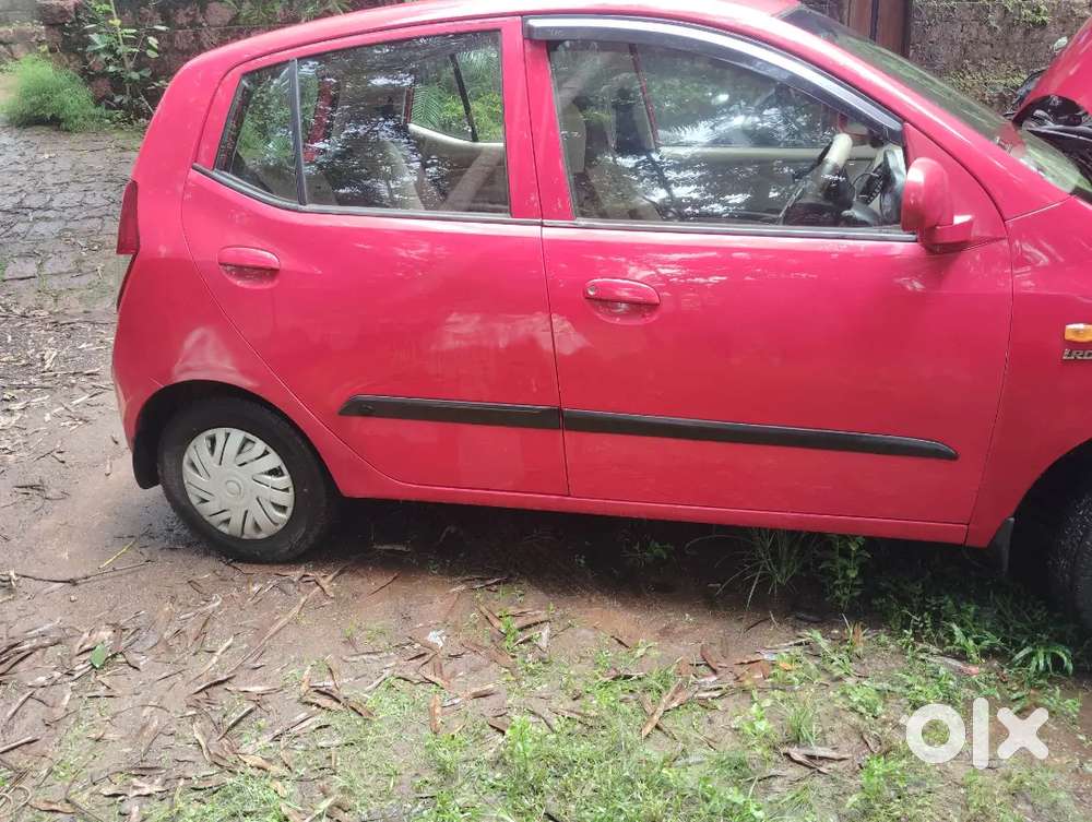 Hyundai I10 2010
New Battery
New Tayer ,in
Chill Ac,
Paper Up To 2030