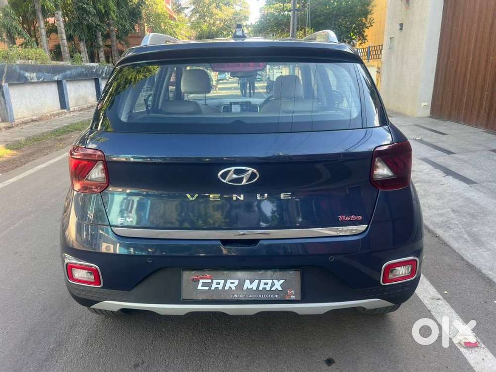 Hyundai Venue Sx+ At, 2021, Petrol