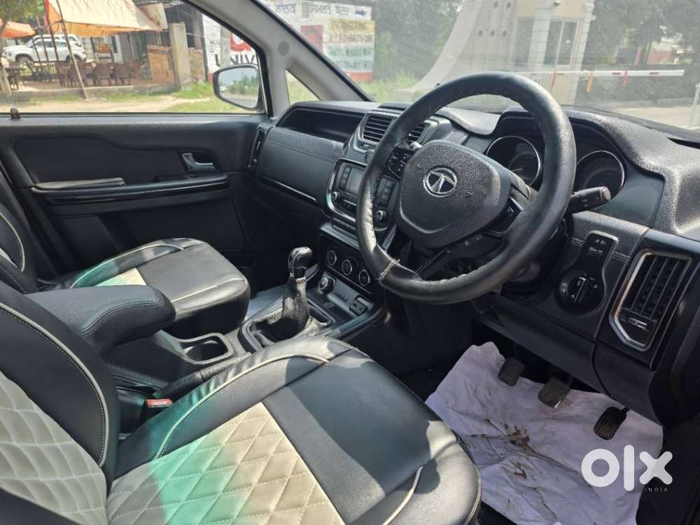 Tata Hexa 2.2 Xe 4x2 7 Str, 2018, Diesel