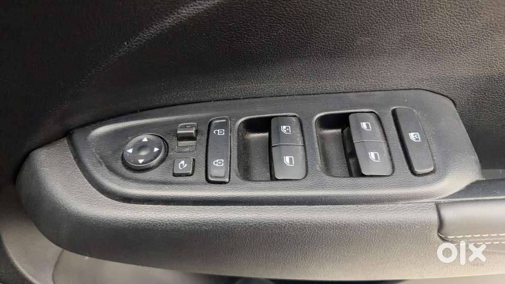 Hyundai Venue Sx 1.2 Mt Knight Edition, 2024, Petrol