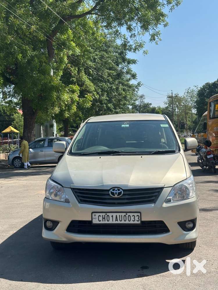 Toyota Innova 2.5 Vx 7 Seater Bs Iv, 2013, Diesel