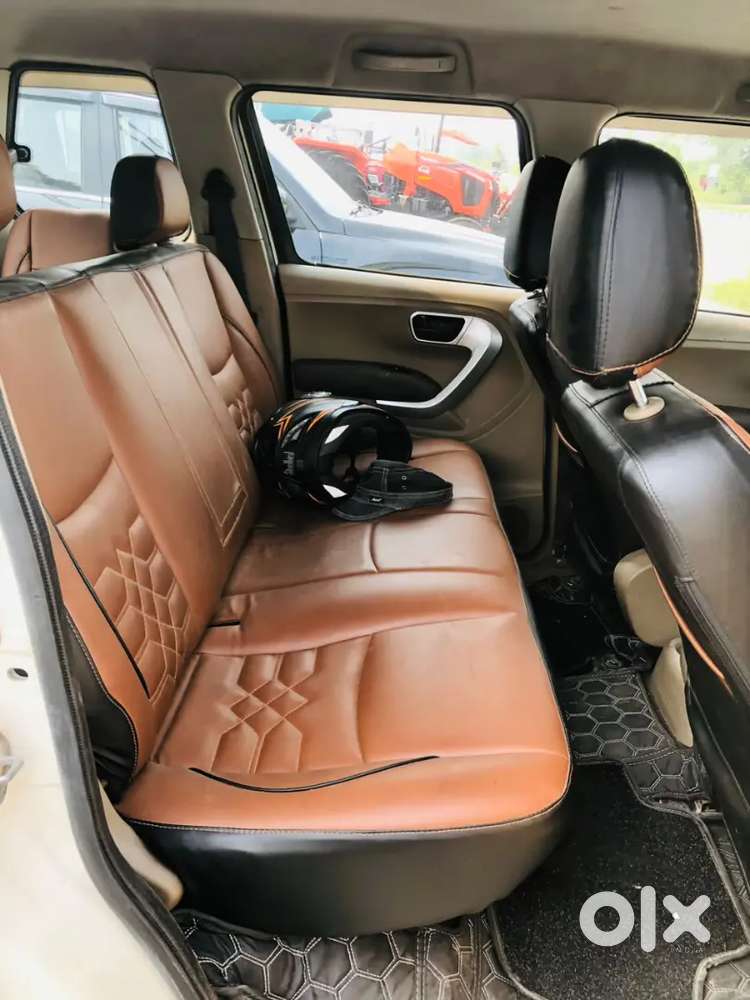 Mahindra Tuv 300 2019