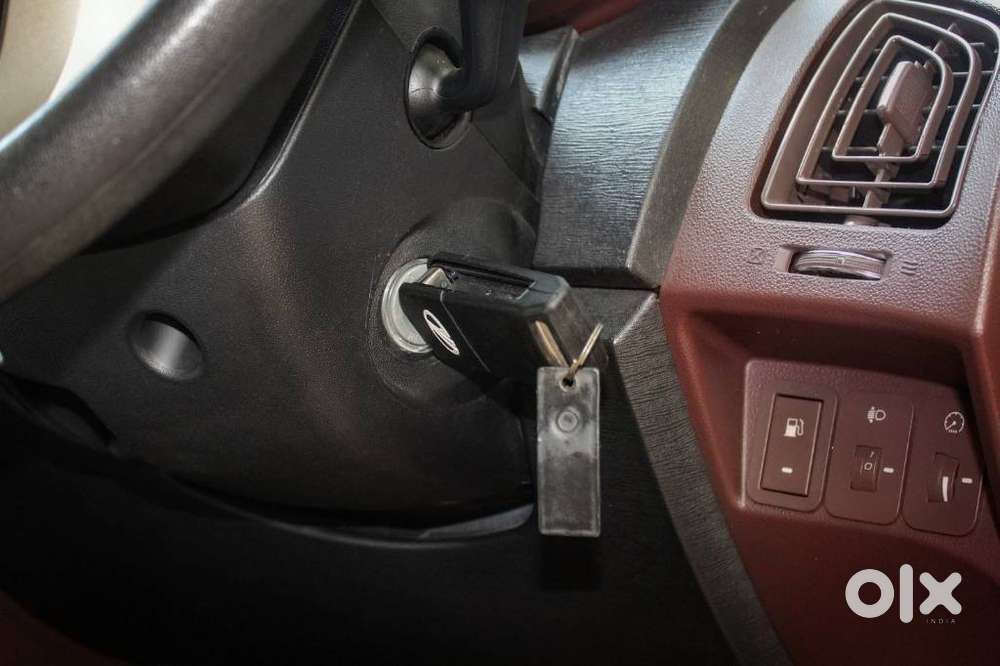 Mahindra Xuv500 W6 At, 2015, Diesel