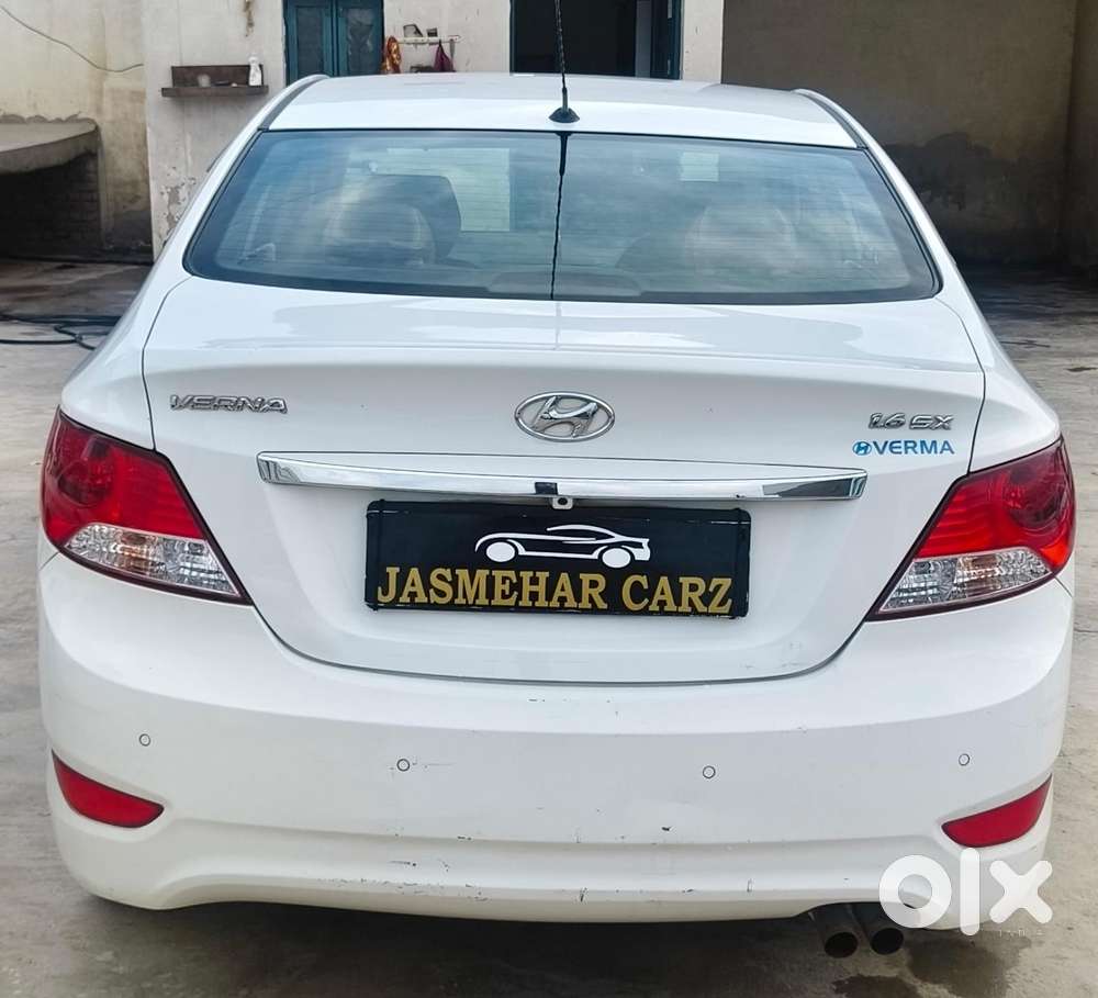 Hyundai Verna Vtvt 1.6 Sx, 2014, Petrol