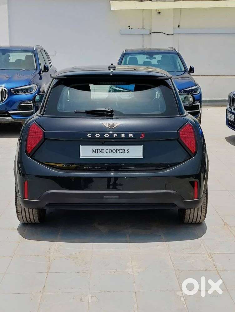 Mini Cooper 3 Door S, 2024, Petrol