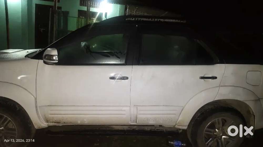 Toyota Fortuner 2015 Diesel 120000 Km Driven