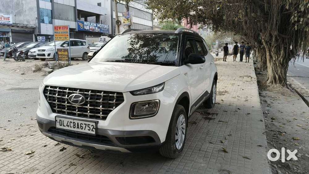 Hyundai Venue S, 2021, Cng & Hybrids