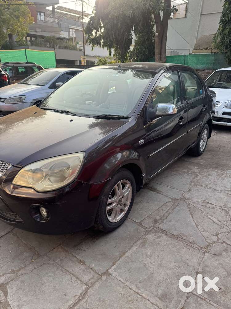 Ford Fiesta Petrol Titanium, 2009, Petrol