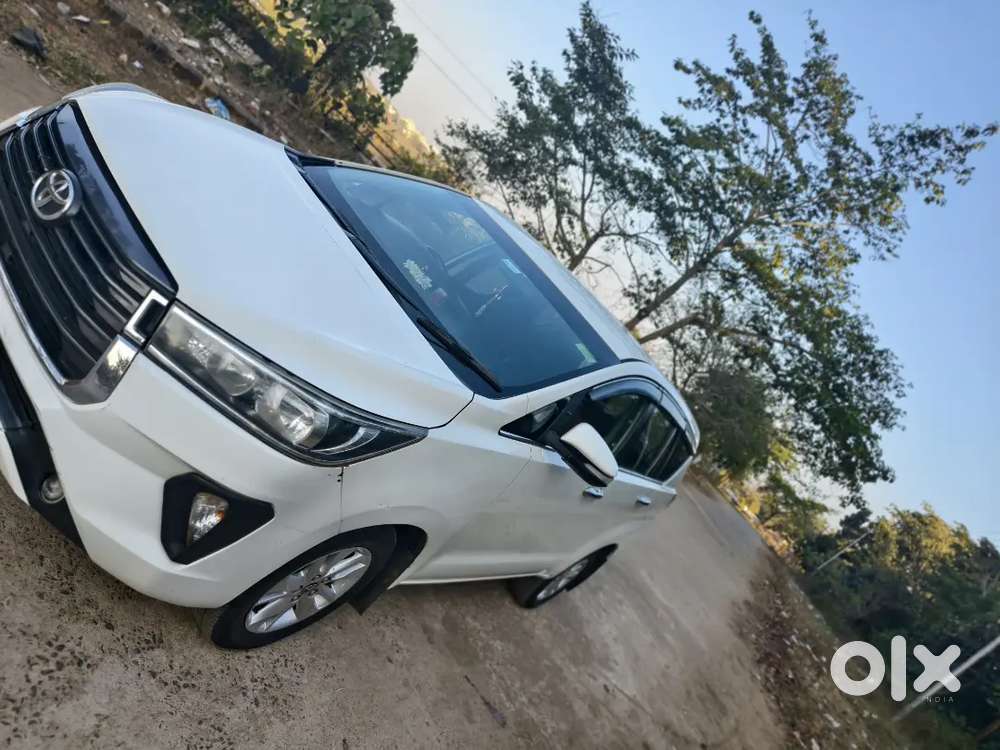 Toyota Innova Crysta 2016 Diesel Car