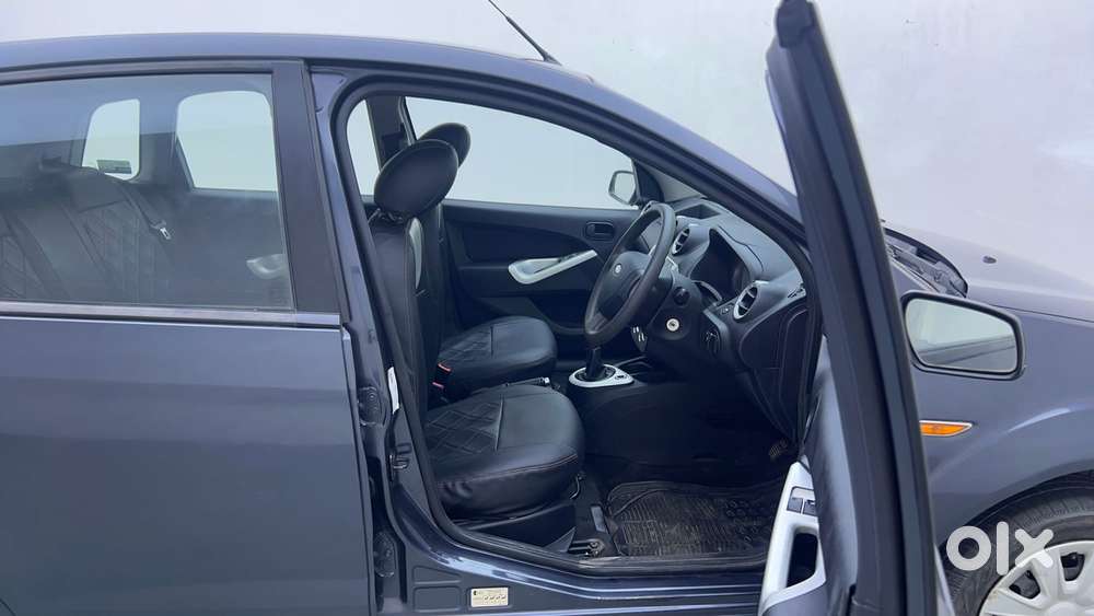 Ford Figo Petrol Zxi, 2013, Petrol