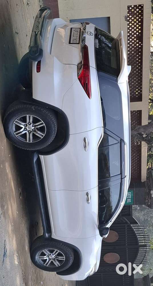 Toyota Fortuner 3.0 4x2 Automatic, 2020, Diesel