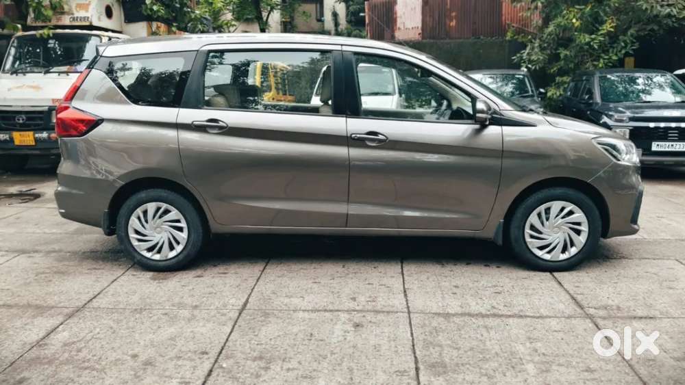 Maruti Suzuki Ertiga Vxi At, 2019, Petrol