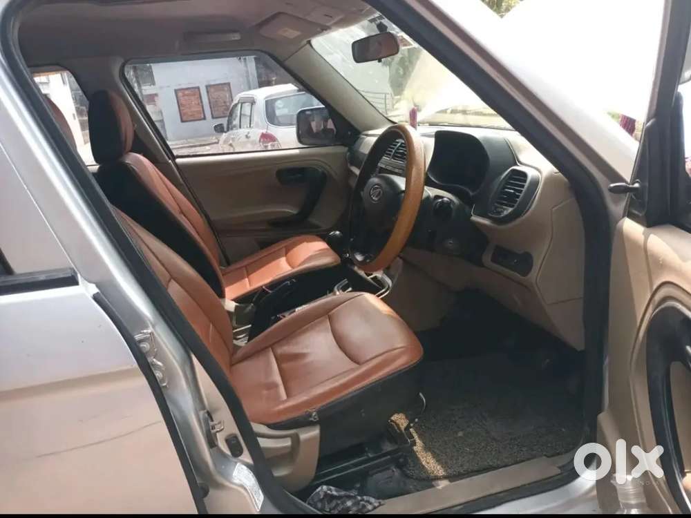 Mahindra Tuv 300 2016 Diesel 86000 Km Driven 2 Owner