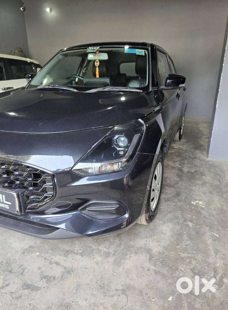 Maruti Suzuki Swift Vxi Optional, 2025, Petrol