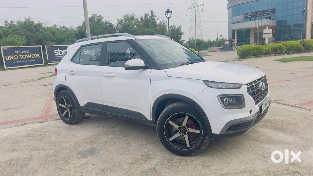 Hyundai Venue 1.2 S Plus, 2021, Petrol