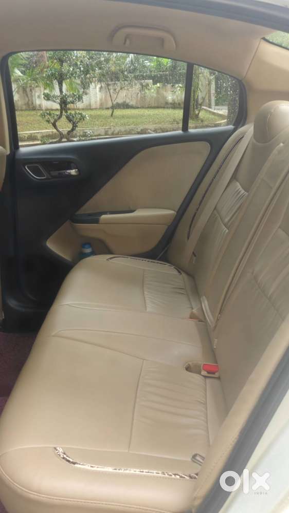 Honda City 2017 Diesel Well Maintained. Brokers Excuse